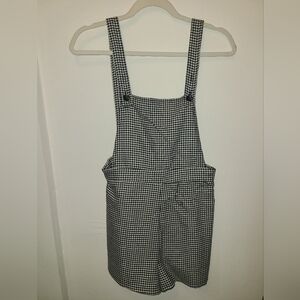 Forever 21 Monochrome Houndstooth Overall Shorts